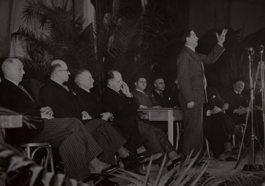 Speech by Philippe Henriot to the Jeunesses Patriotes Philippe Henriot delivers a speech to the Jeunesses Patriotes at the Salle Rameau in 1935 in Paris, France